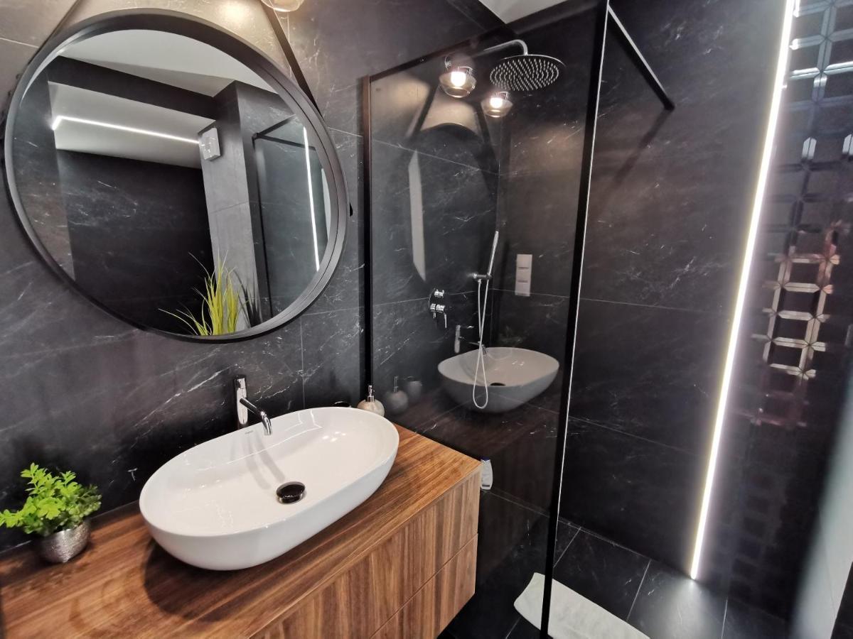 Apartamenty Kielce- Apartament Szmaragd Przy Zalew Kielecki, Faktura, Parking, Centrum Exteriör bild
