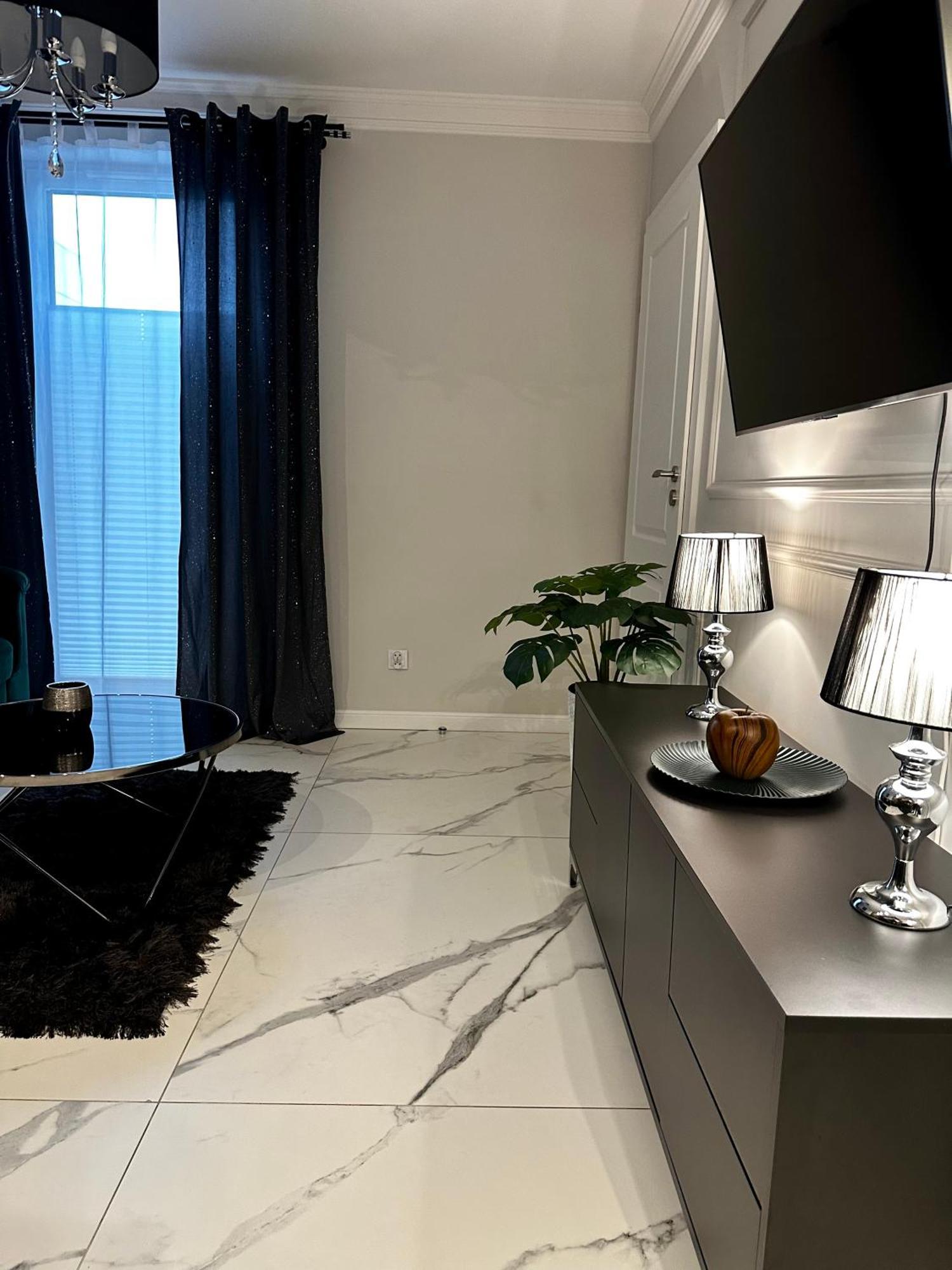 Apartamenty Kielce- Apartament Szmaragd Przy Zalew Kielecki, Faktura, Parking, Centrum Exteriör bild