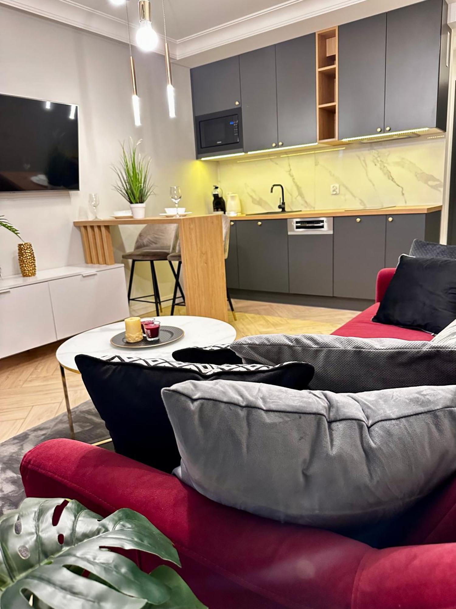Apartamenty Kielce- Apartament Szmaragd Przy Zalew Kielecki, Faktura, Parking, Centrum Exteriör bild